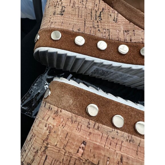 Bleecker & Bond Rosa Platform Wedge Sandal Size 6 Open Toe Buckle Strap Studded - Picture 11 of 11